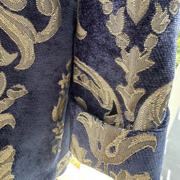 Deep Blue and gold smoking-type jacket - Picture 4 of 9